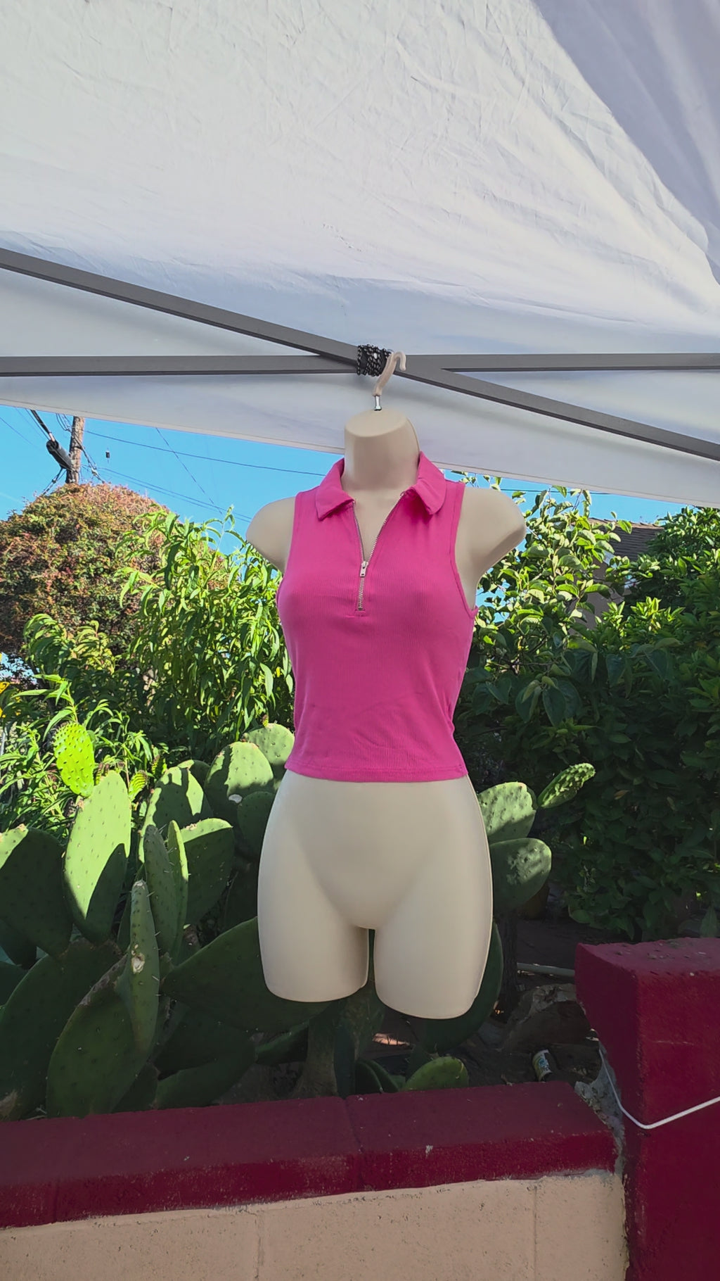 Collared Tank