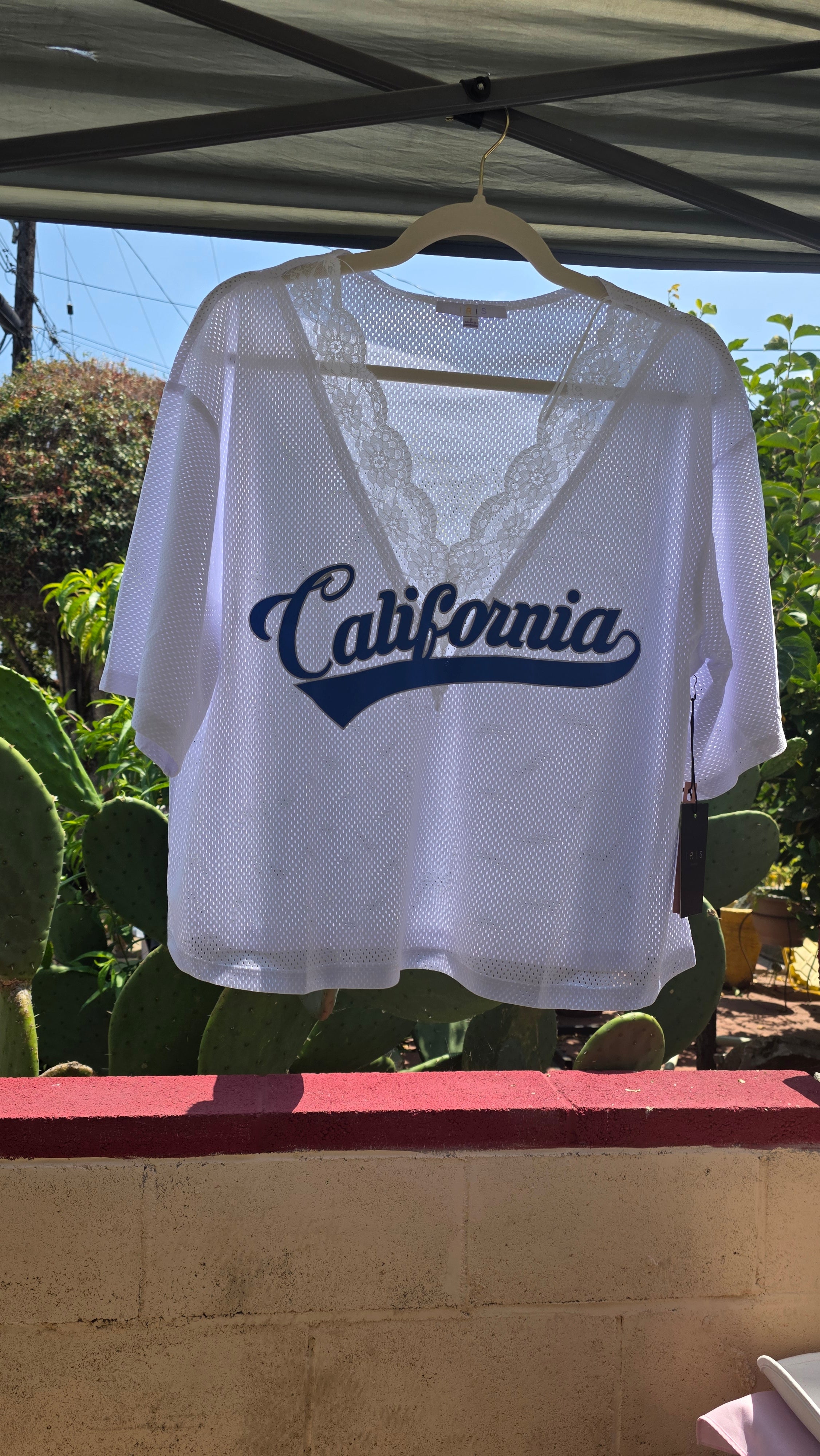 California oversize crop tee